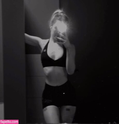 sky stn_ XXX OnlyFans