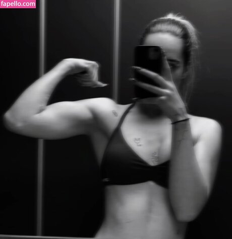 sky stn_ Bilder OnlyFans