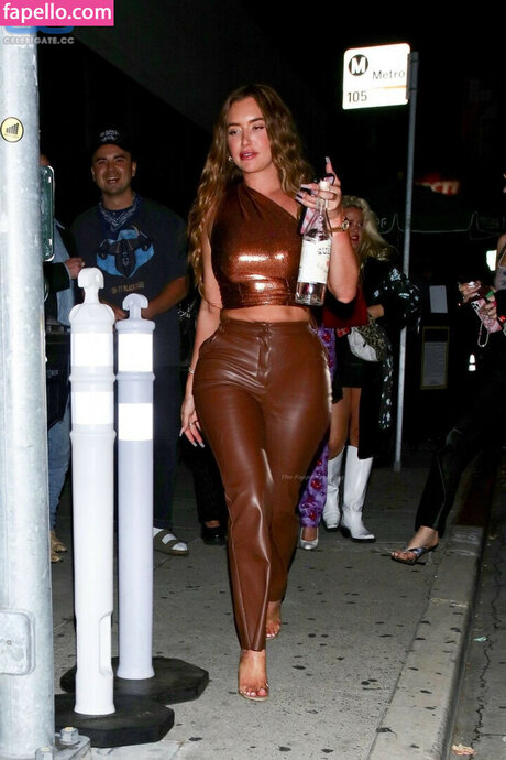 Stassie Karanikolaou Nacktbilder geleakt