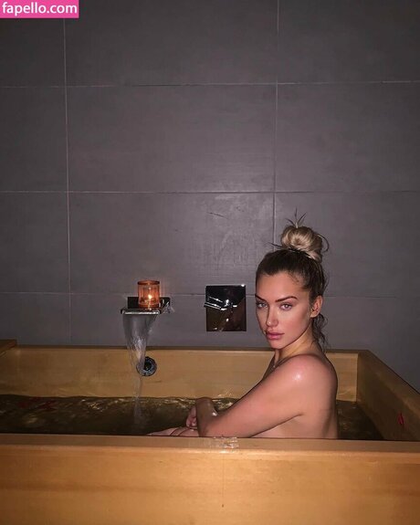 Stassie Karanikolaou OnlyFans Nackt