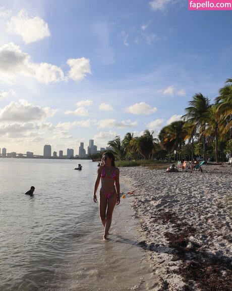 m a r y l u Leaked OnlyFans Sex