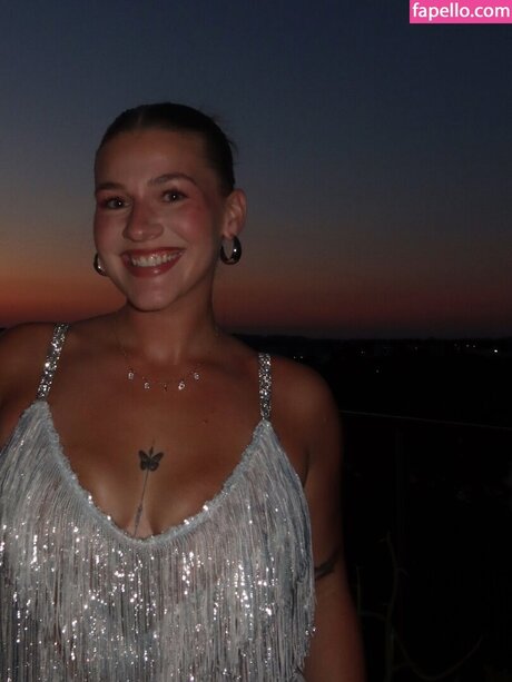 Esther Burden Leaked OnlyFans Nacktbilder