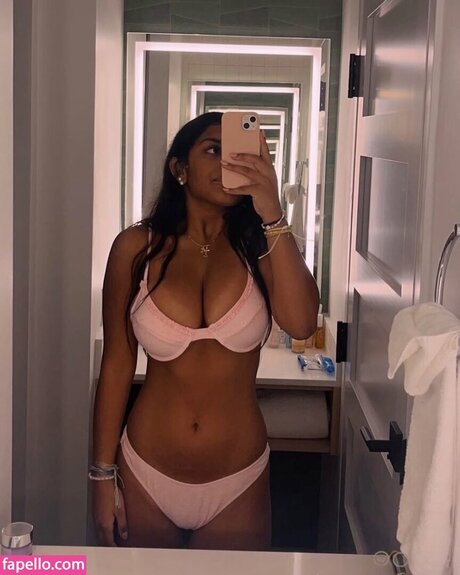 Honeypot1766 OnlyFans