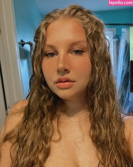 Ivy Andrews OnlyFans-Seite