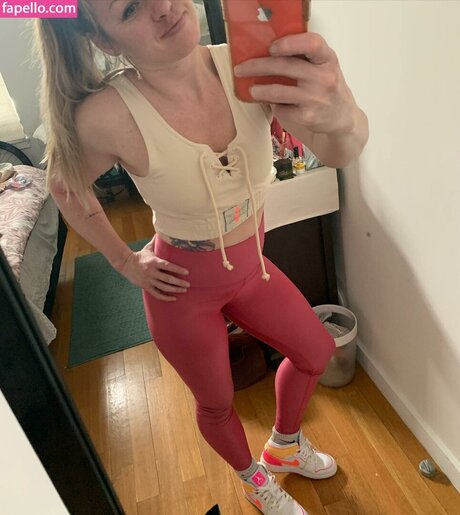 Heather Hardy OnlyFans Bilder