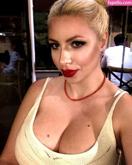 Carmen Caniglia OnlyFans Mega