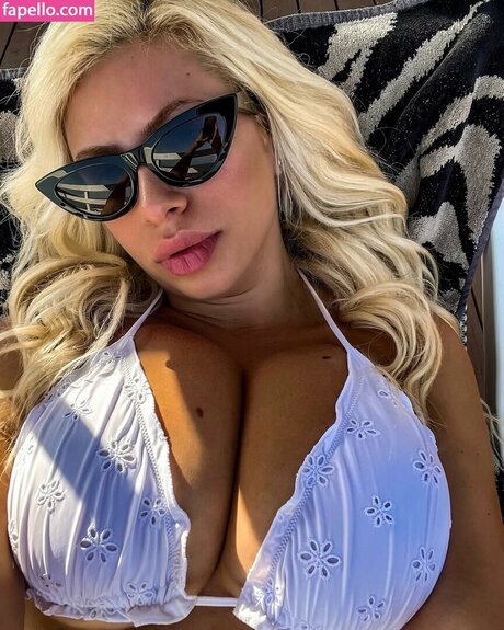 Carmen Caniglia OnlyFans Pornografie