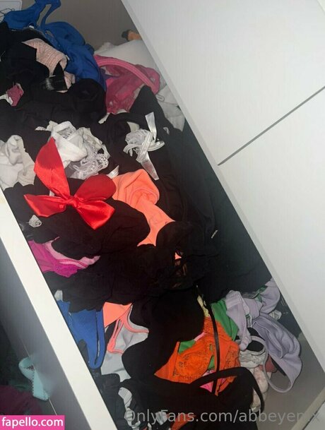 Abbie Hall OnlyFans XXX