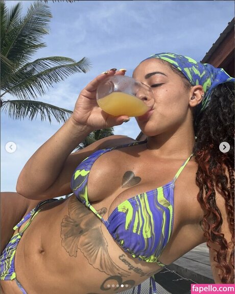 killaakamm 2 OnlyFans Striptease