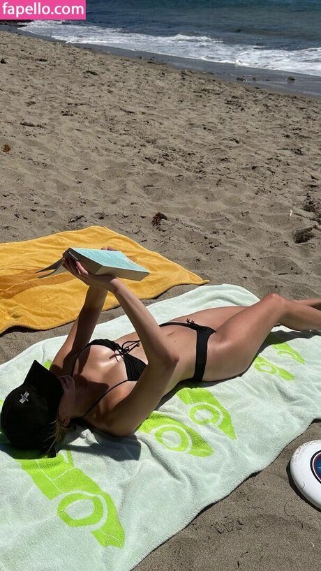 Madeleine Arthur OnlyFans X