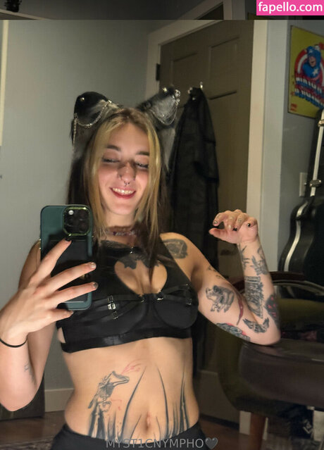 Myst1cnympho NurlyFans-Brüste