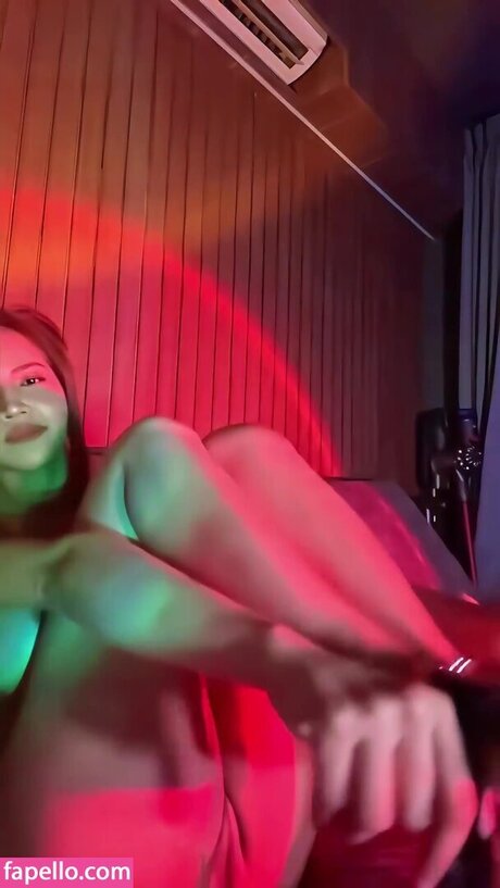 fuengggfah Oben ohne OnlyFans