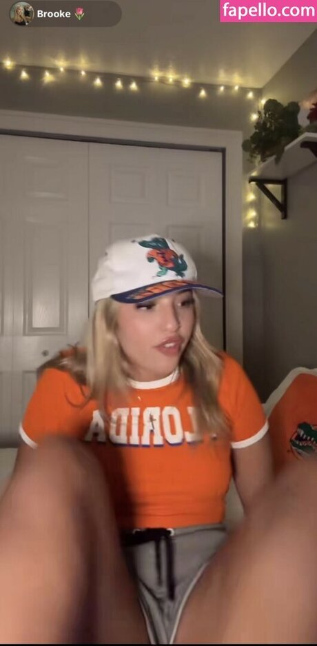 Cloud ASMR Nacktbilder-Leaks von OnlyFans