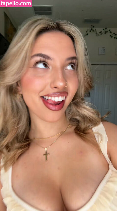 Cloud ASMR OnlyFans Sex