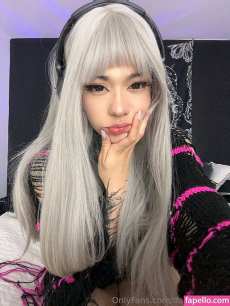 definitelylanie OnlyFans Bilder