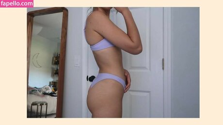 Hannah Meloche OnlyFans Nacktbilder