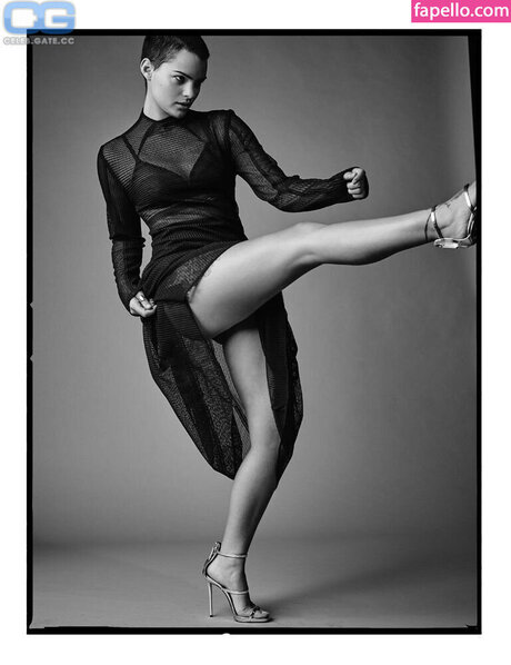 Brianna Hildebrand Nacktbilder von OnlyFans geleakt