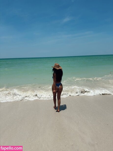 rosetobar OnlyFans-Bilder