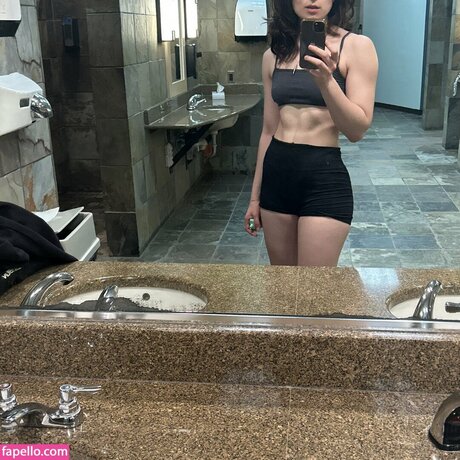 Squirtstain Nacktbilder OnlyFans geleakt