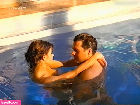 Marie B umer Sex auf OnlyFans