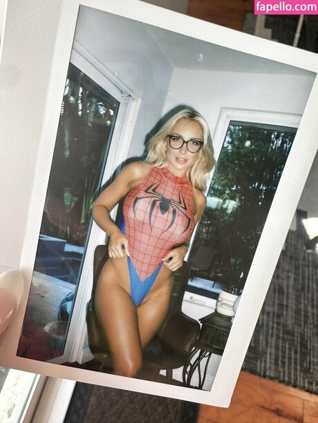 Shayna Holt Nacktbilder auf OnlyFans