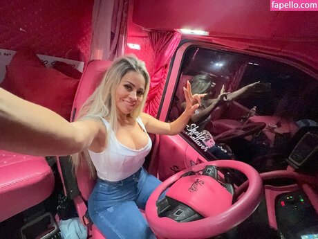 Sheila BellaverICIAL Leaked OnlyFans Sextape