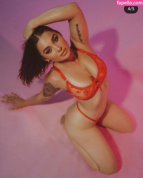 Madeleinerosee OnlyFans-Bilder