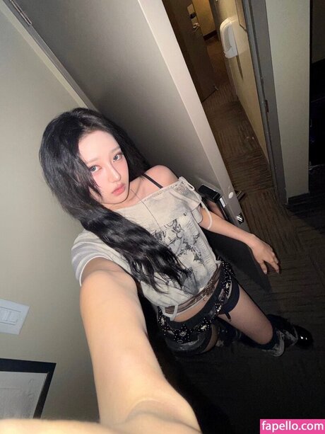 Hwiseo OnlyFans-Archiv