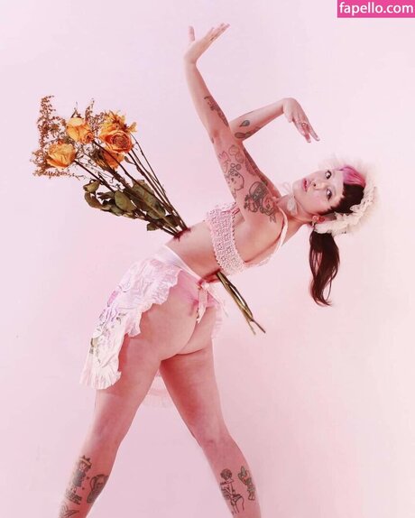 Melanie Martinez Oben ohne OnlyFans