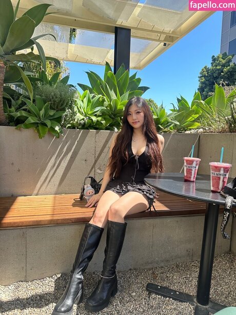 Starriebun OnlyFans Fotos