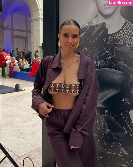 Sara Liso OnlyFans-Creator