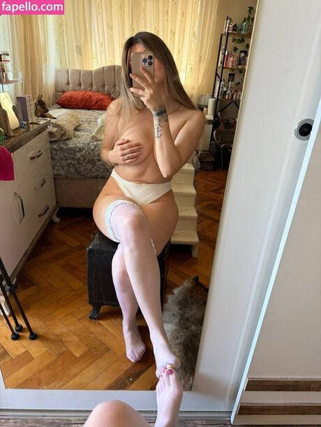 Simge Baranko lu OnlyFans Leaks