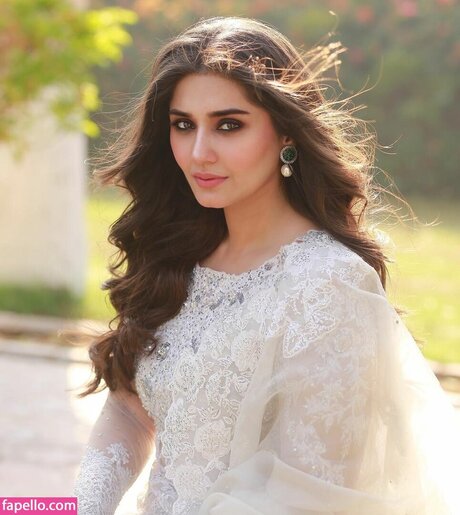 Dur E Fishan OnlyFans nackte Brüste