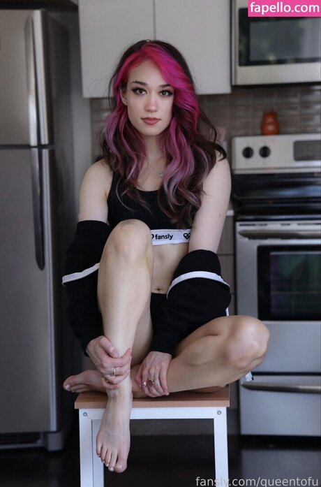 Queen Tofu Leaks OnlyFans