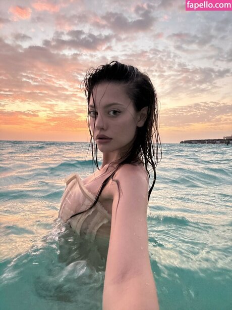 influesii753 OnlyFans Porno