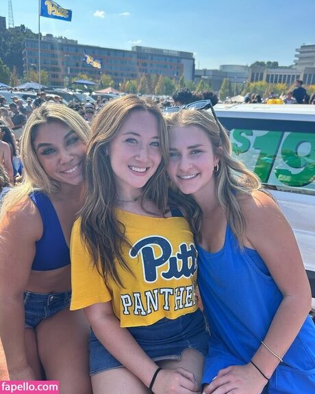 Thea Hail OnlyFans-Post