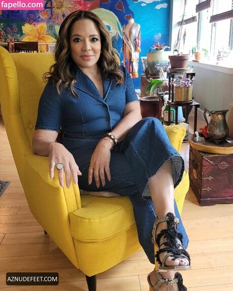 Luna Lauren Velez Oben ohne OnlyFans