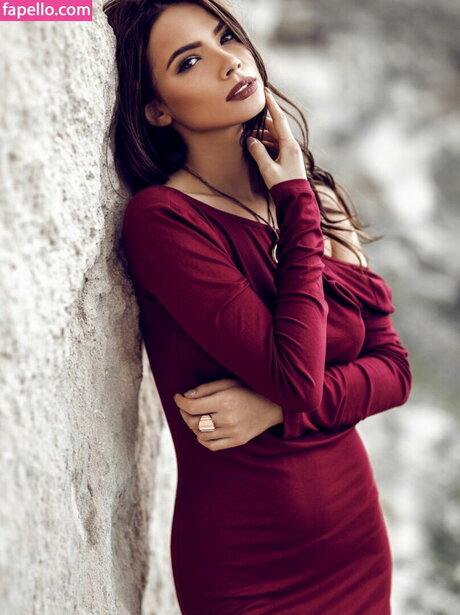 Vlada Bernevec Oben ohne OnlyFans