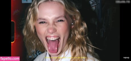 Esther Graf OnlyFans-Seite