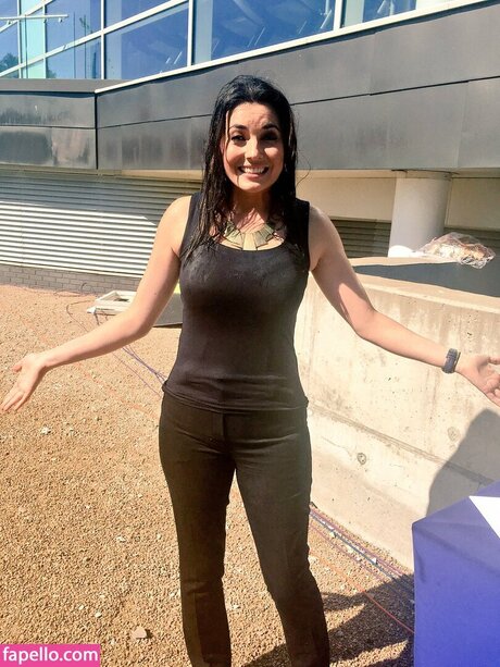 Natalie Sawyer OnlyFans Leaj