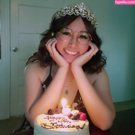 Sophia Phan Nacktbilder von OnlyFans