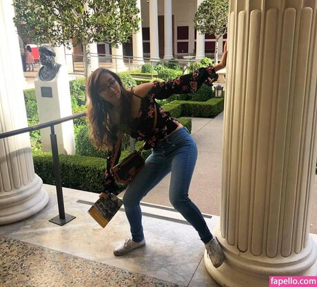 Sophia Phan Model OnlyFans Foto