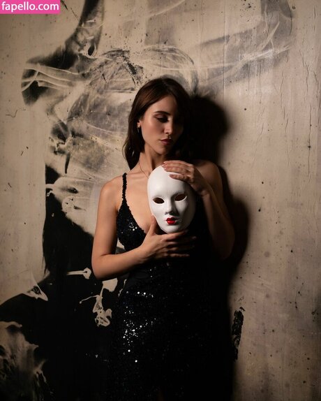 Caylee Cowan Nackt auf OnlyFans Leaks