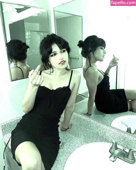 Violent Vira OnlyFans Gratis