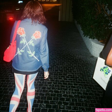 Ava Maybee OnlyFans-Bilder