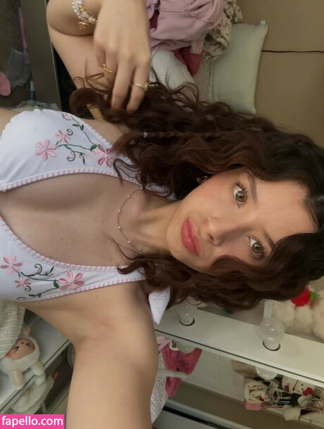 bbyflxr OnlyFans-Leak