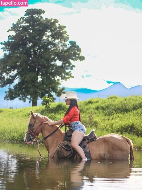 Lina Maria Romero OnlyFans-Rezensionen