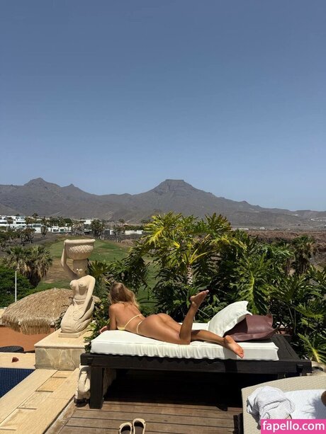 Zlatochkaden Leaks OnlyFans