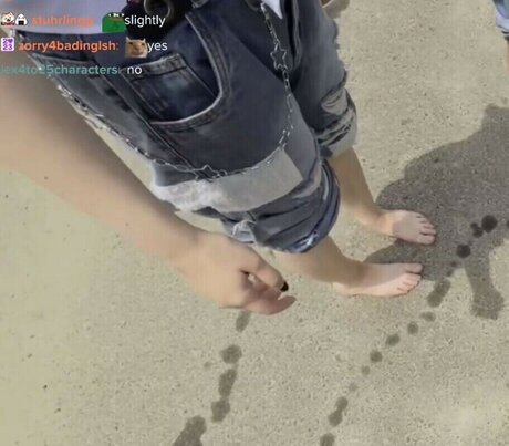 Harriet Barnes OnlyFans Bilder