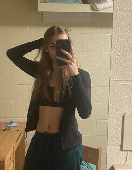 Cadence Marang Nacktbilder von OnlyFans geleakt